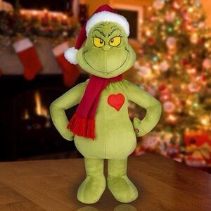Grinch Greeter with Light Up Heart